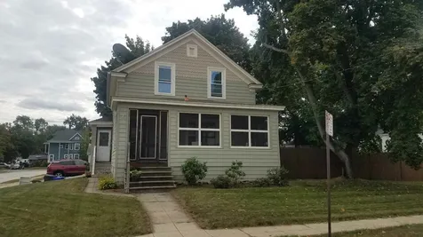 1077 Merrill Street Manchester NH 03103