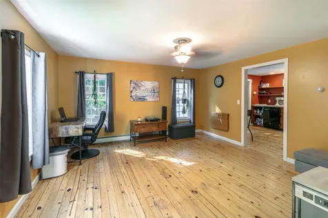 166 Pine Street Newport NH 03773