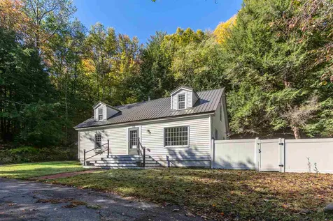166 Pine Street Newport NH 03773