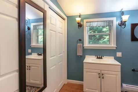 166 Pine Street Newport NH 03773