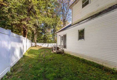 166 Pine Street Newport NH 03773