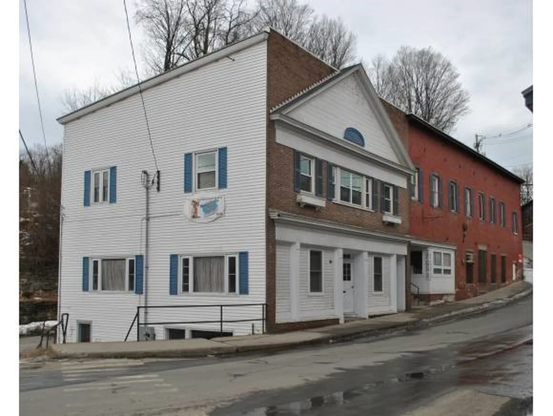 16-20 Park Street Springfield VT 05156
