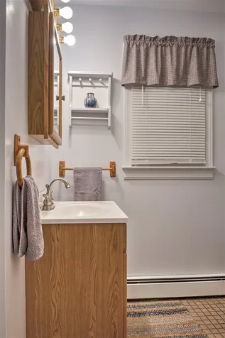 27 Partridgeberry Lane Swanzey NH 03446