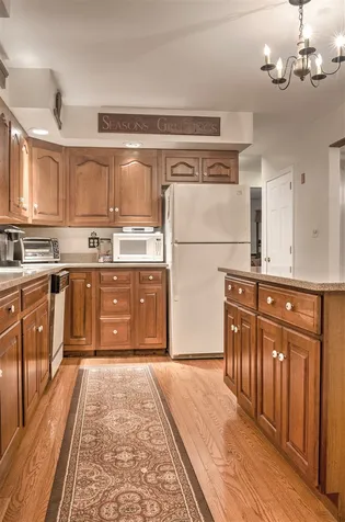 27 Partridgeberry Lane Swanzey NH 03446