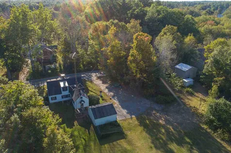 258 Wadleigh Falls Road Newmarket NH 03857