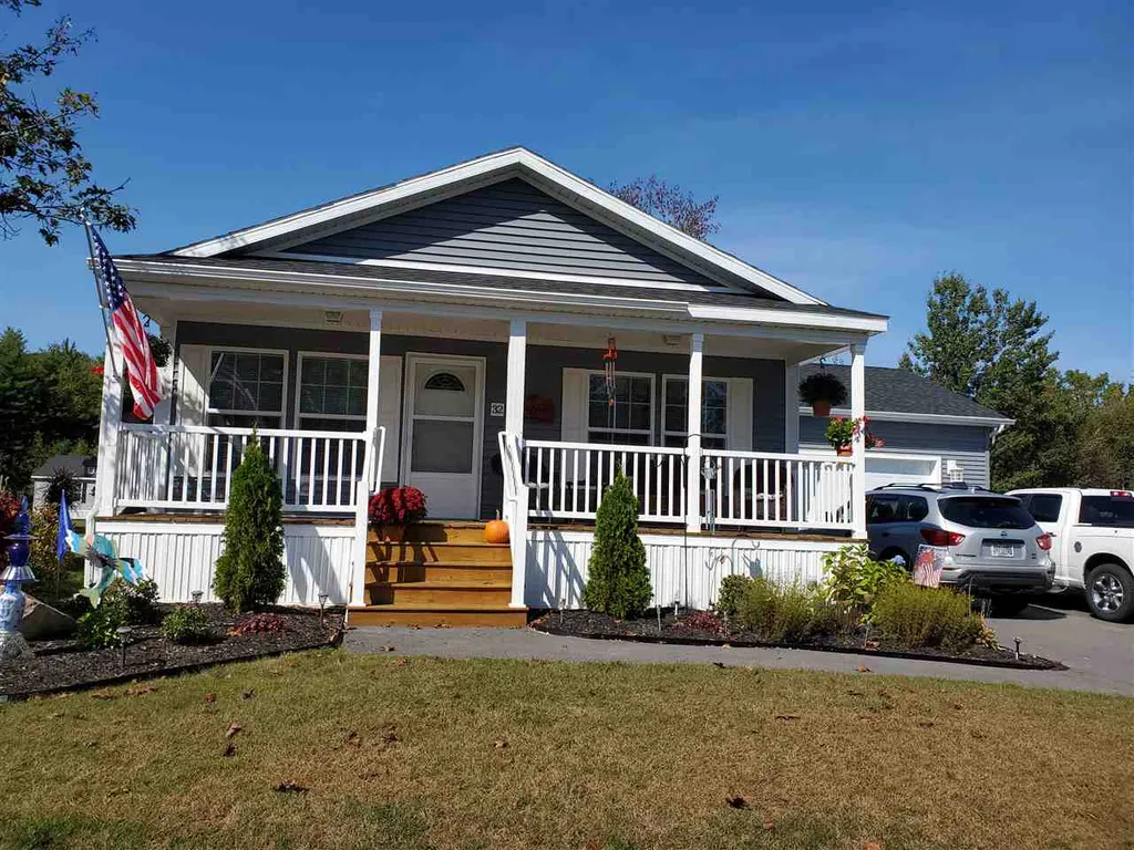 32 Alexandra Lane Rochester NH 03867
