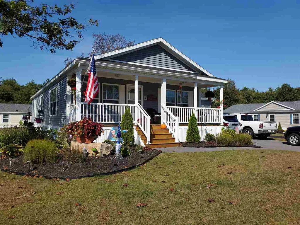 32 Alexandra Lane Rochester NH 03867