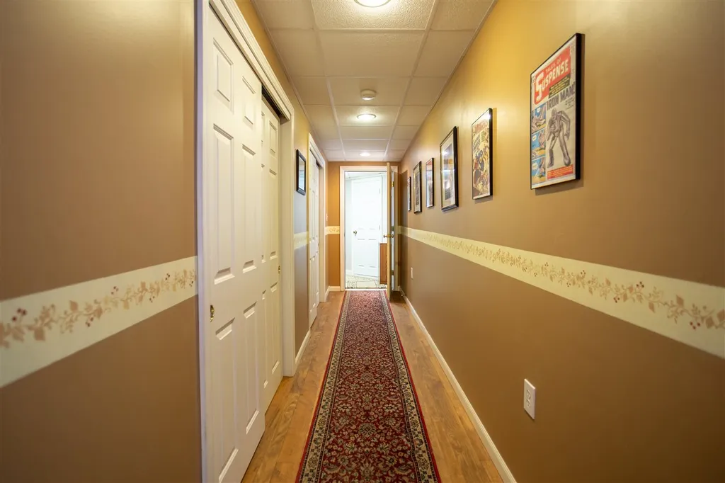 3 Quaker Drive Derry NH 03038