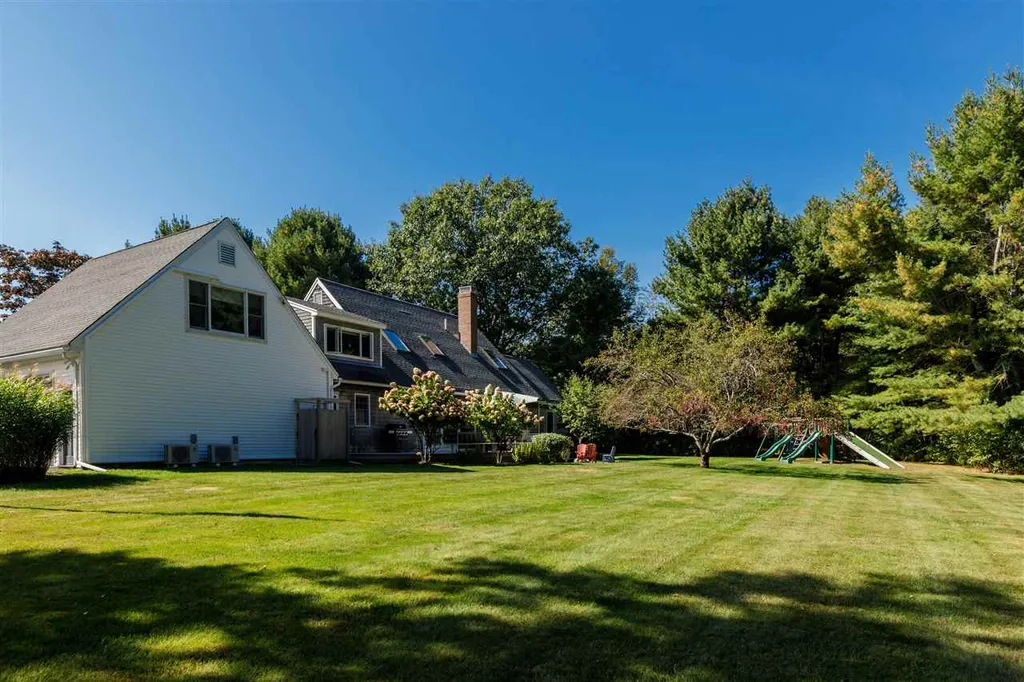 34 Fielding Way Rye NH 03870