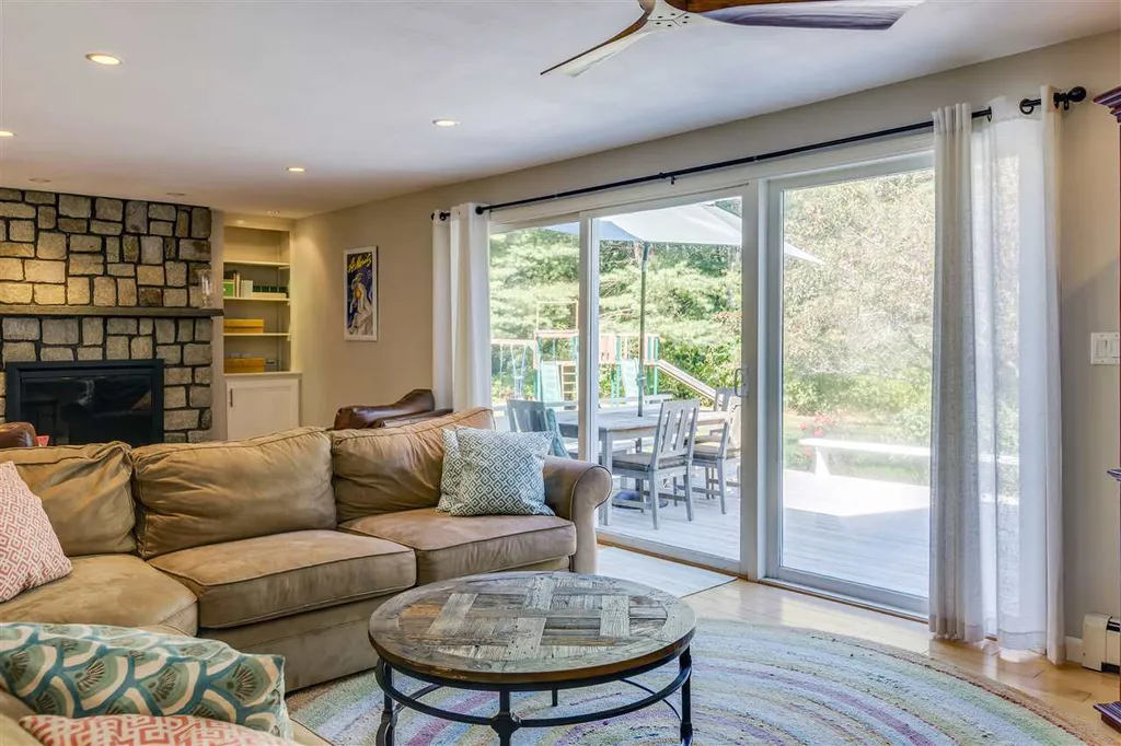 34 Fielding Way Rye NH 03870
