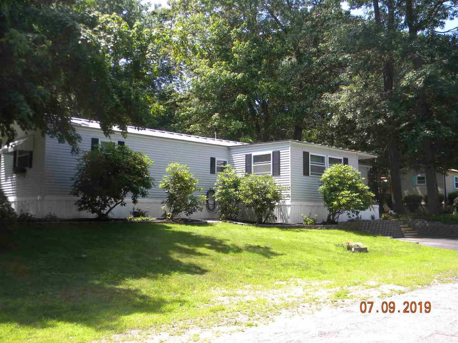89 Cynthia Circle Seabrook NH 03874