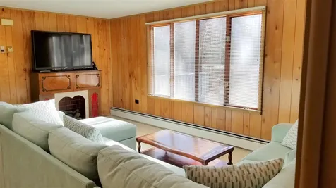 89 Cynthia Circle Seabrook NH 03874