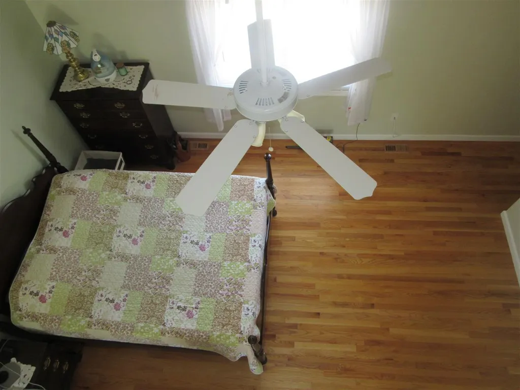 16 E Meadow Way Manchester NH 03109