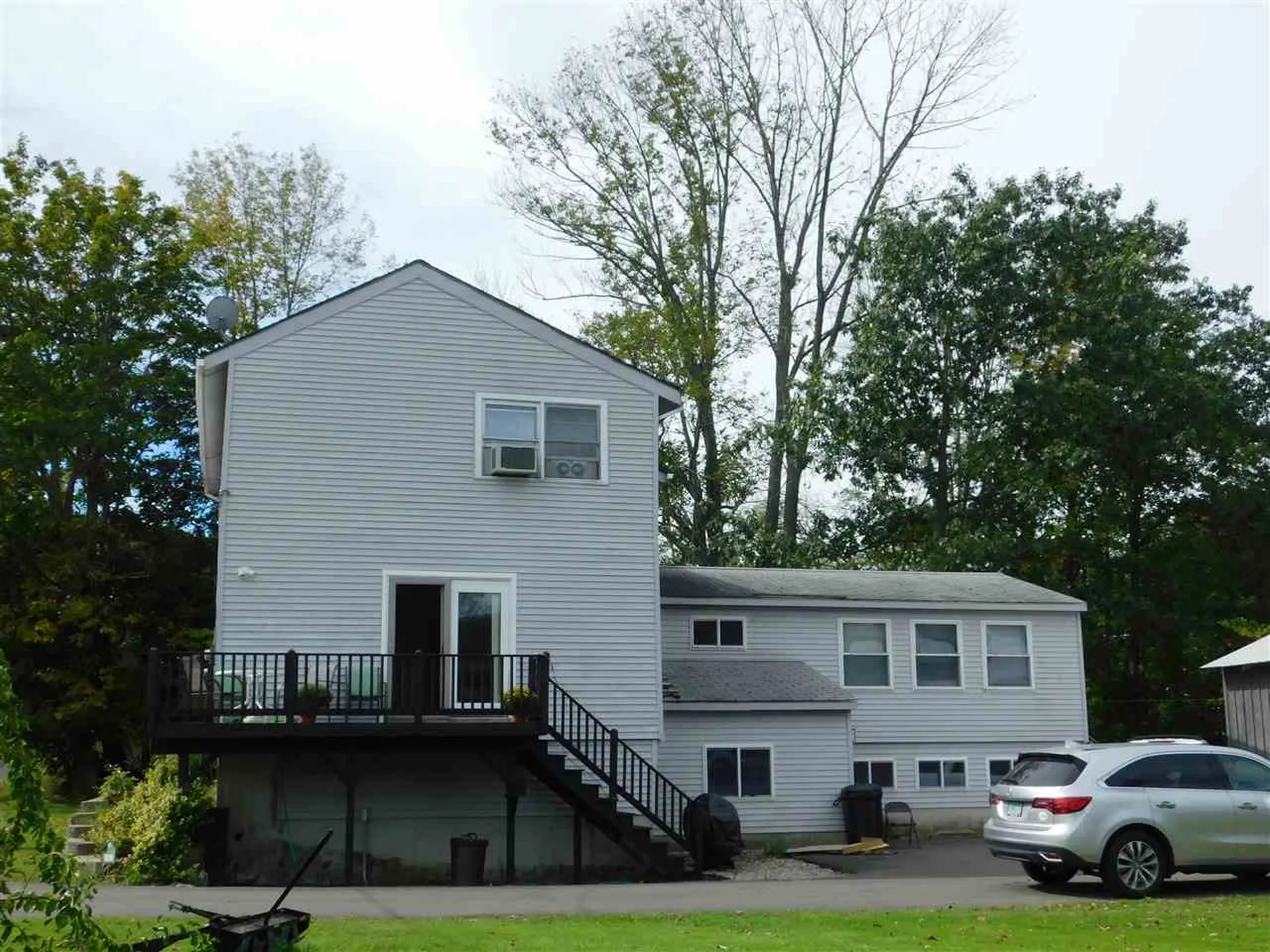 8 Smith Street Pittsfield NH 03263