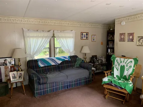 35 Pine Gate Road Plymouth NH 03264