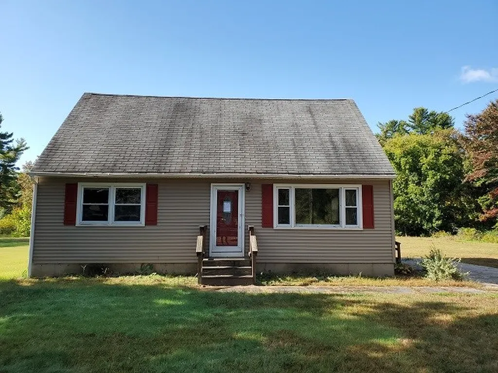 467 Cohas Avenue Manchester NH 03109