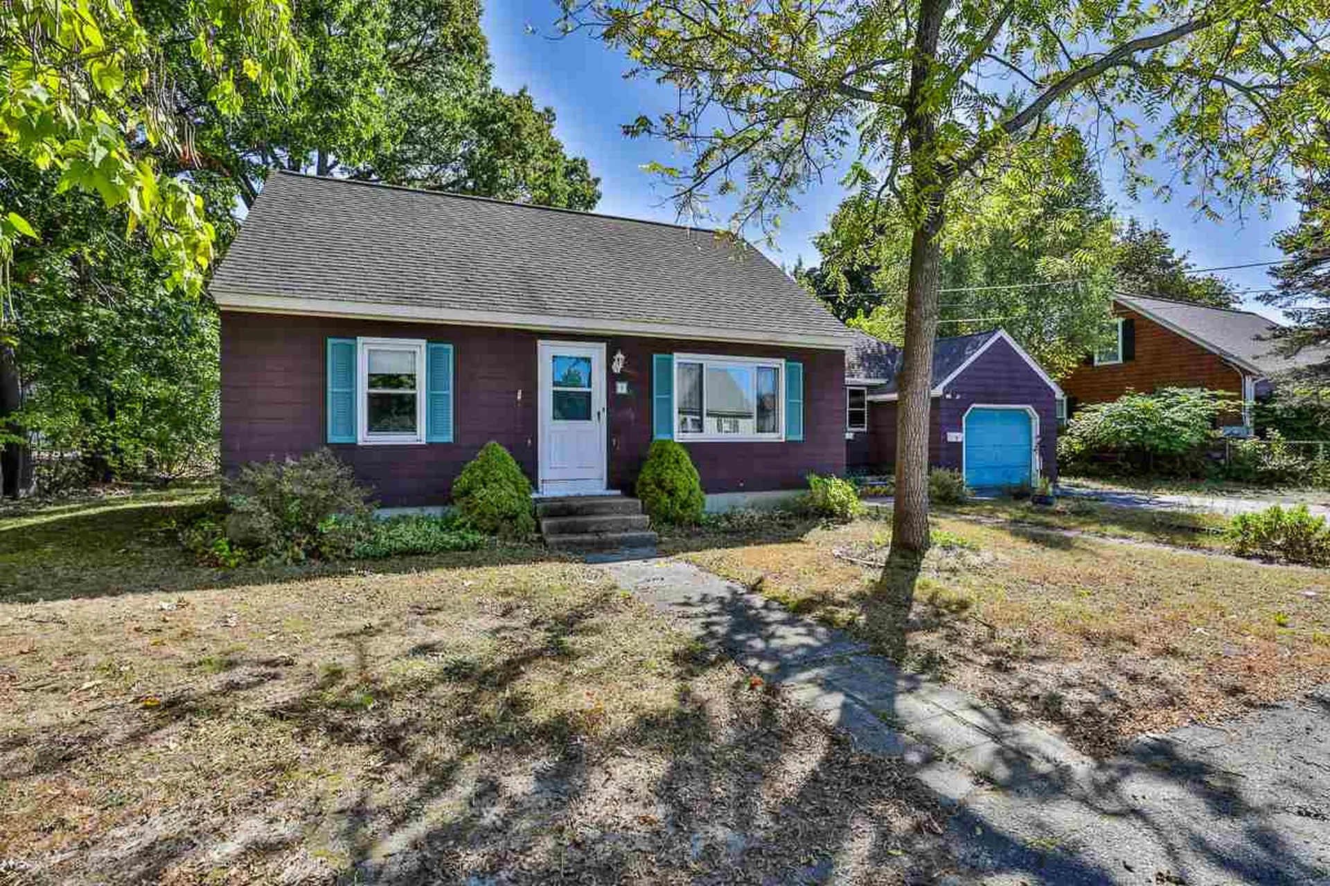 9 Belle Aire Avenue Nashua NH 03060