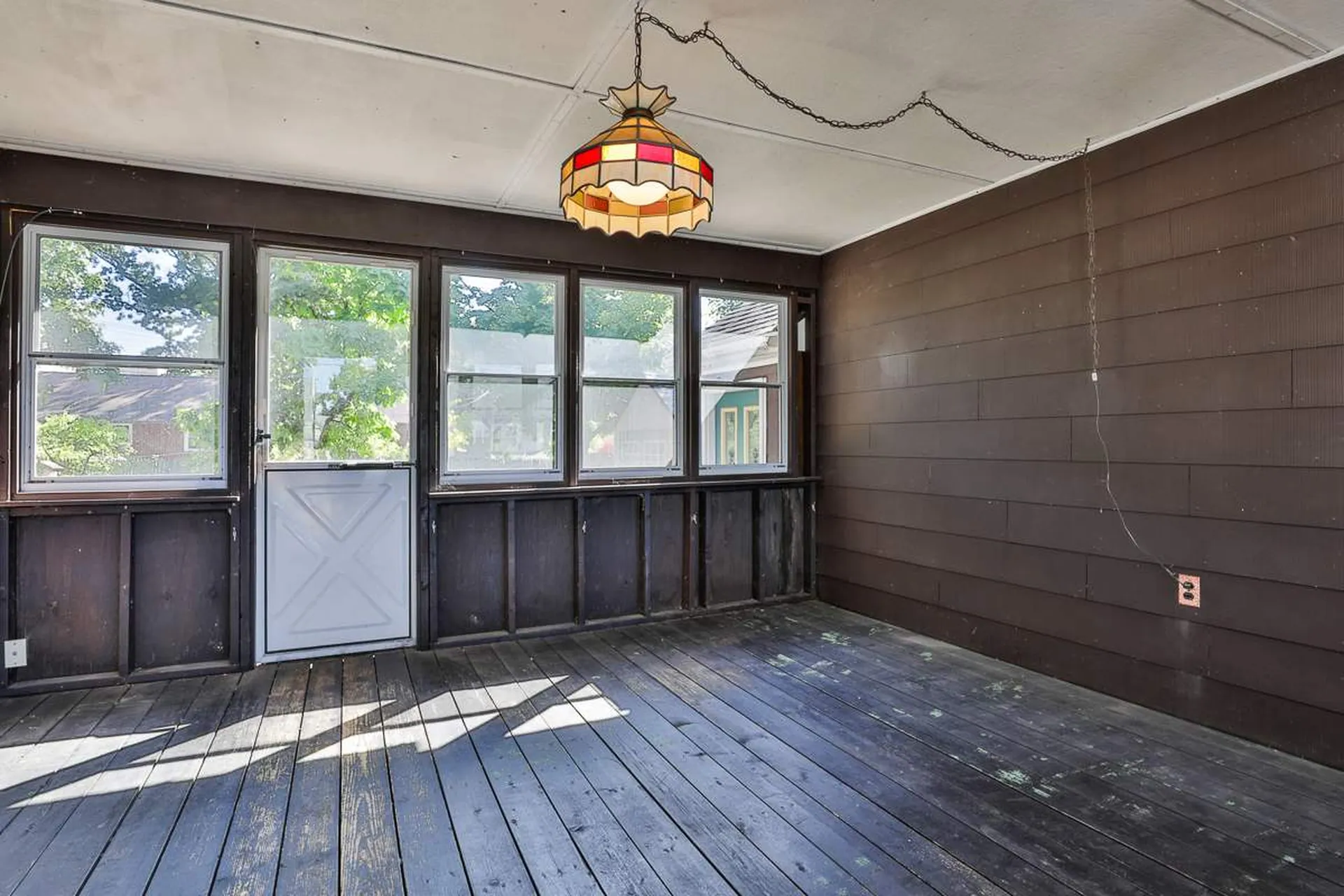 9 Belle Aire Avenue Nashua NH 03060