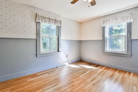 9 Belle Aire Avenue Nashua NH 03060