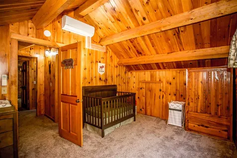 38 Old Driftway Hillsborough NH 03244