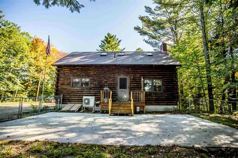 38 Old Driftway Hillsborough NH 03244