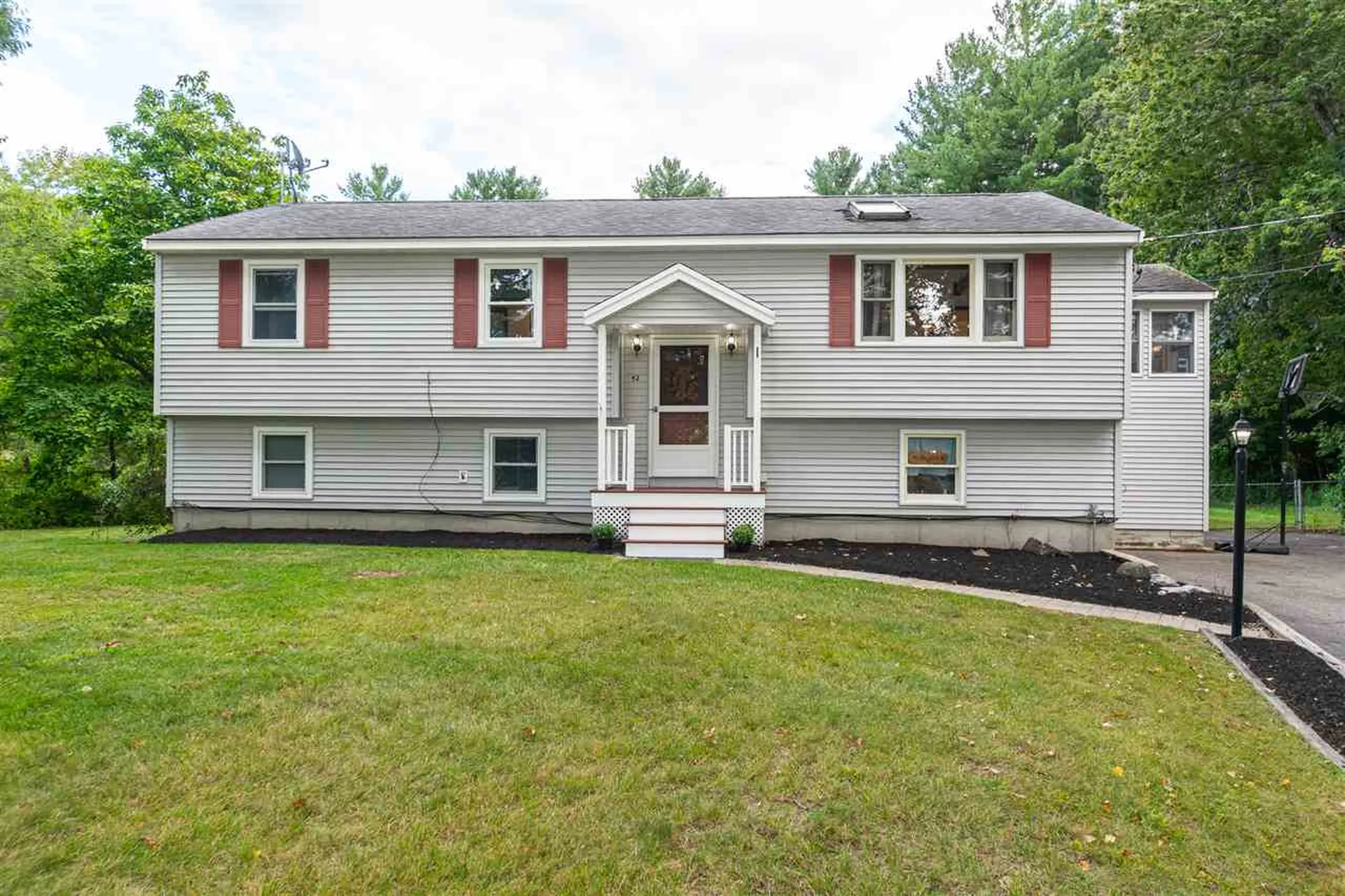 42 Duston Road Salem NH 03079