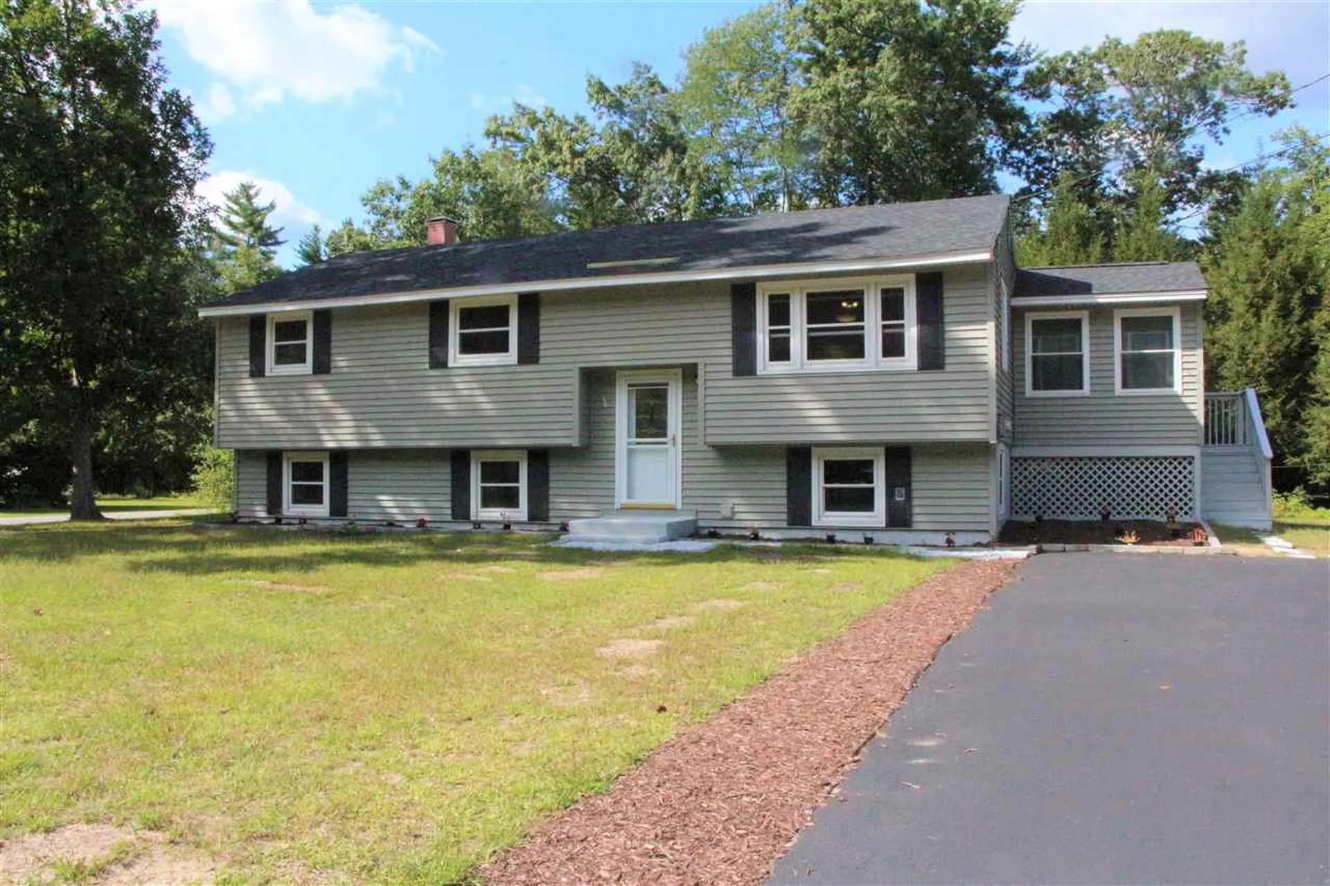 15 Derry Street Merrimack NH 03054