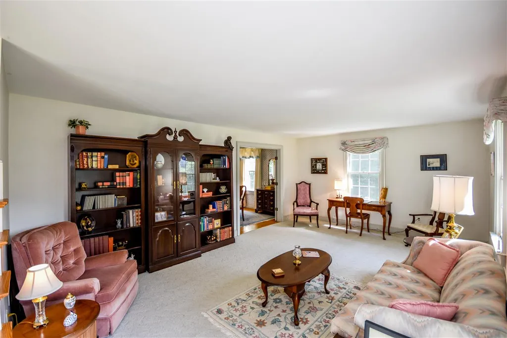 10 Foxtail Drive York ME 03909