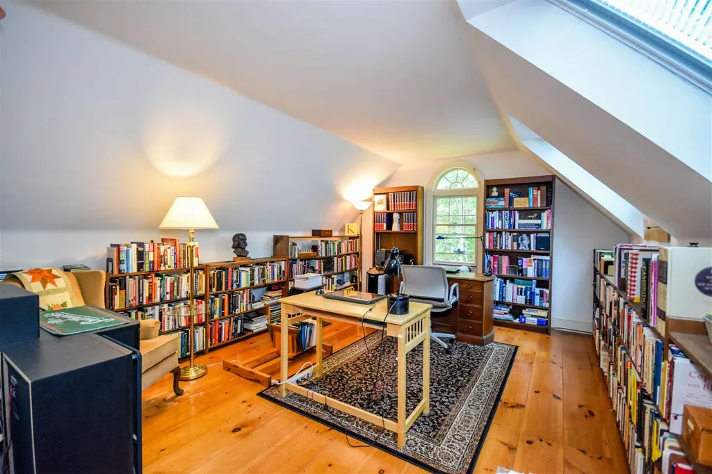 10 Foxtail Drive York ME 03909