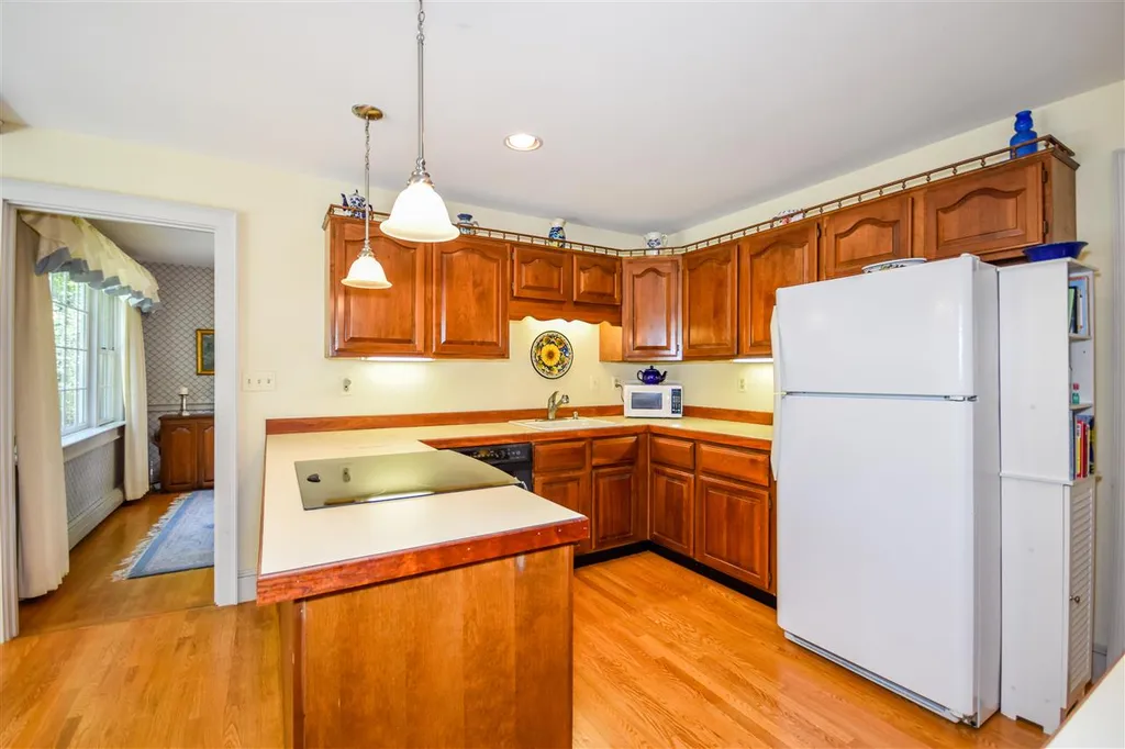 10 Foxtail Drive York ME 03909