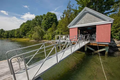 190 Piscataqua Road Durham NH 03824