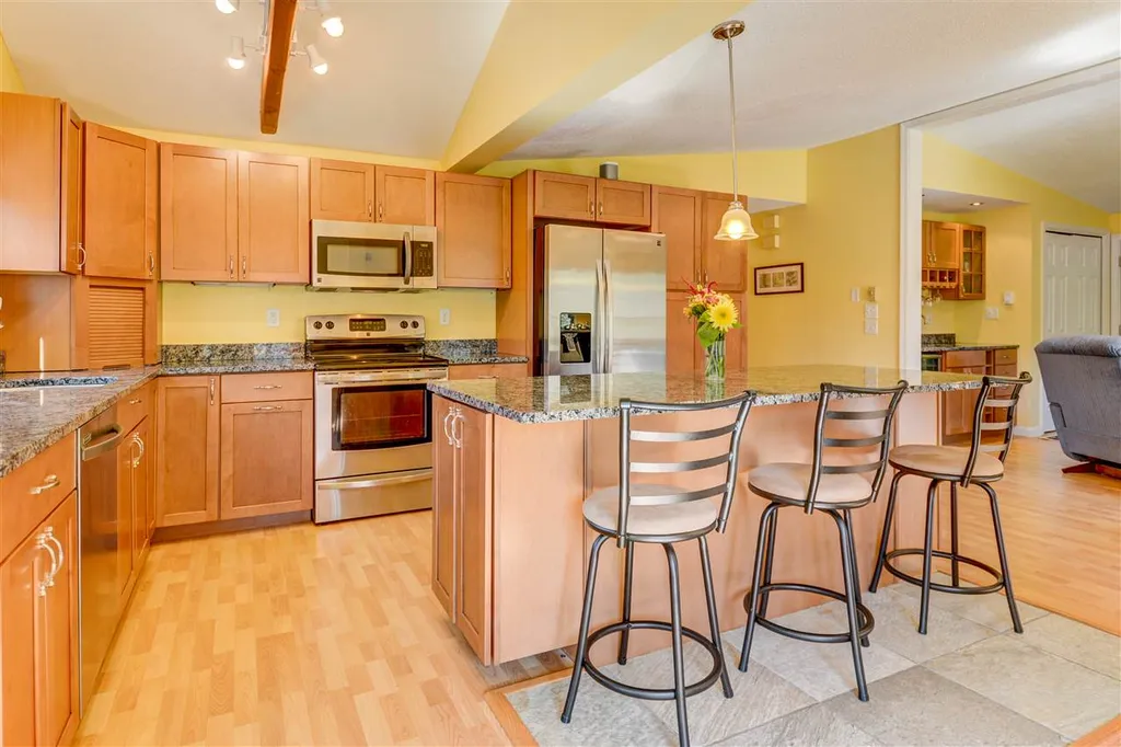 125 Hanson Drive Moultonborough NH 03254