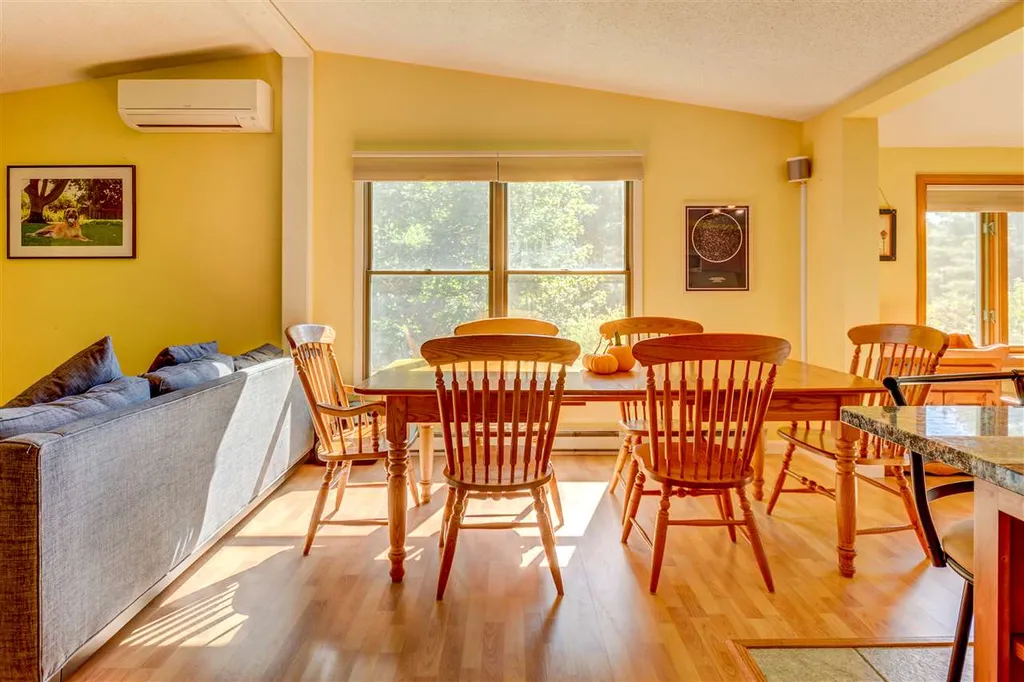 125 Hanson Drive Moultonborough NH 03254