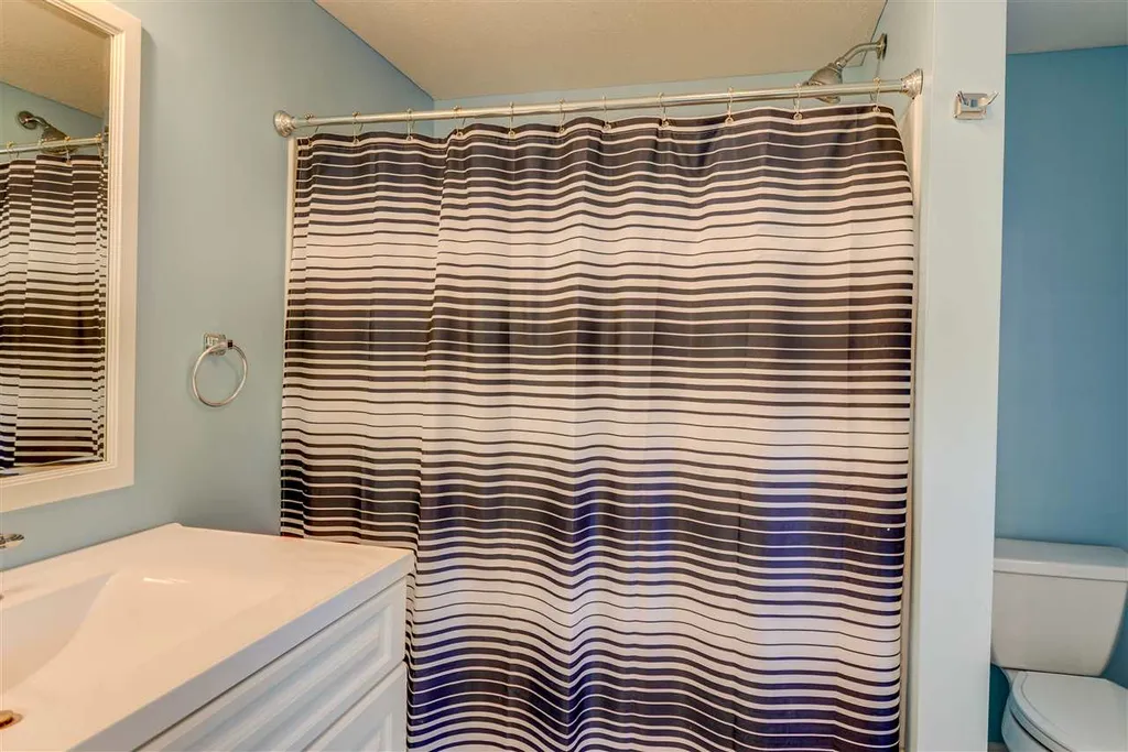 125 Hanson Drive Moultonborough NH 03254