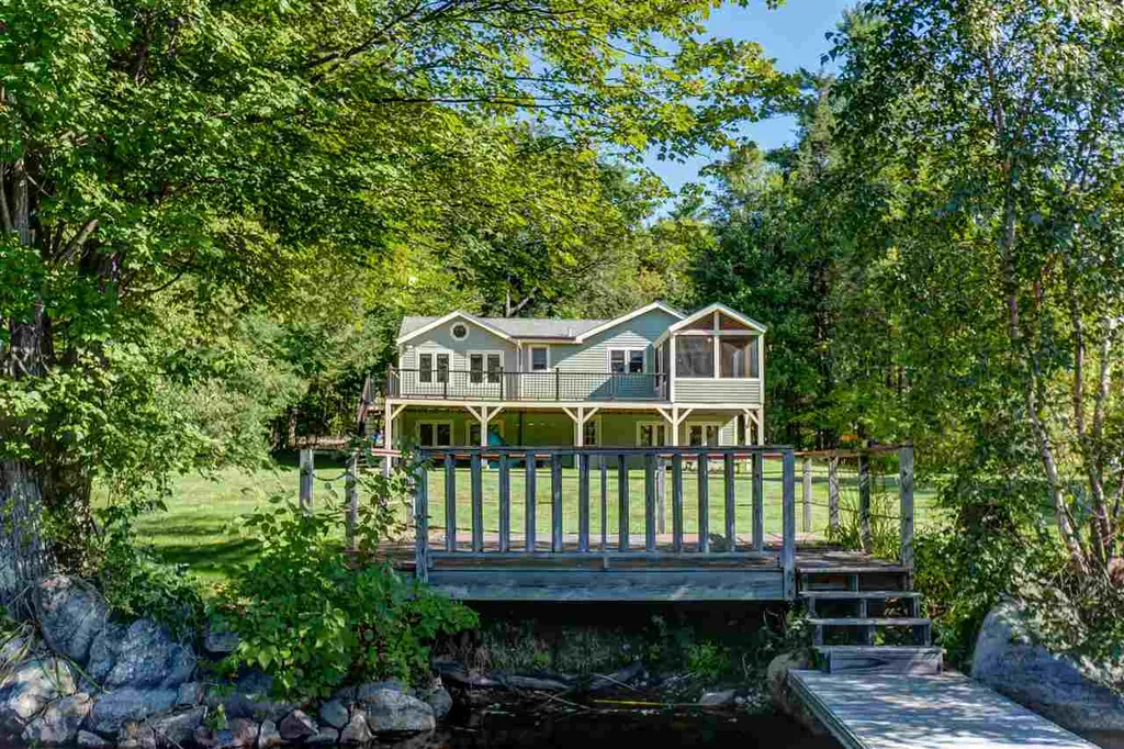 125 Hanson Drive Moultonborough NH 03254