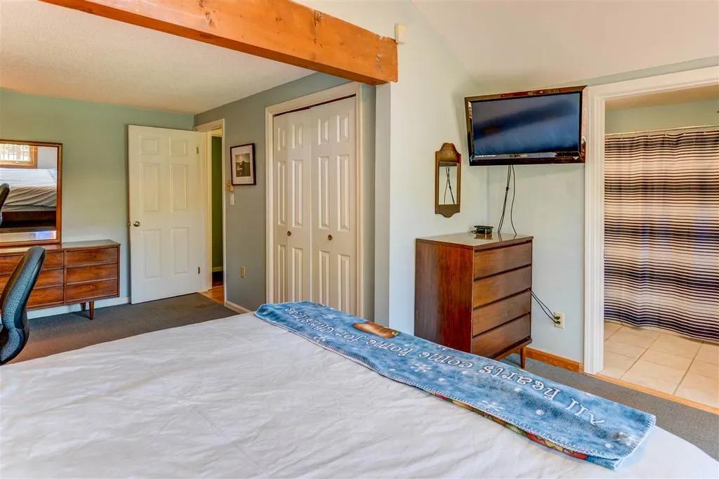 125 Hanson Drive Moultonborough NH 03254