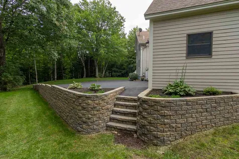 128 Wildcat Road Barrington NH 03825-3422