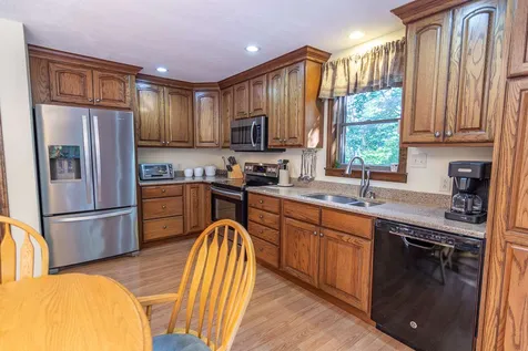 128 Wildcat Road Barrington NH 03825-3422