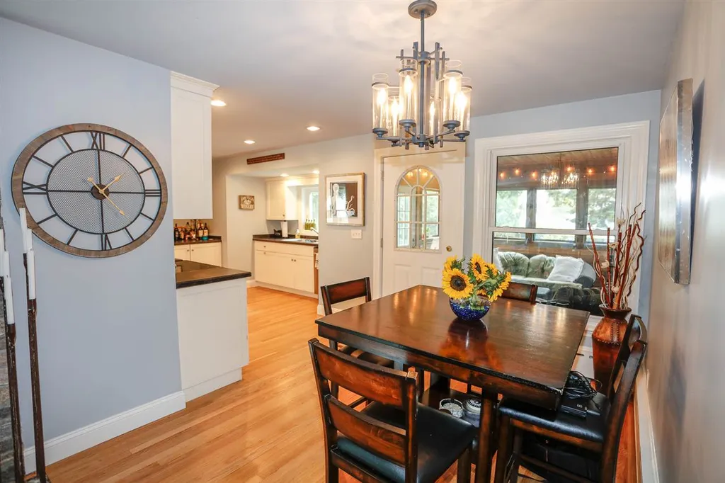 76 Sunset Road Portsmouth NH 03801