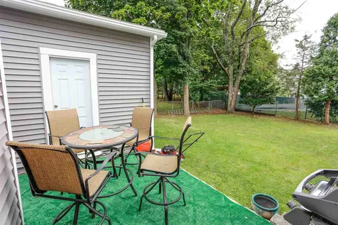 76 Sunset Road Portsmouth NH 03801