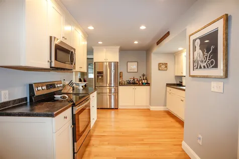 76 Sunset Road Portsmouth NH 03801