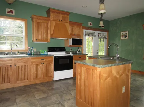 28 West Road Clarksville NH 03592