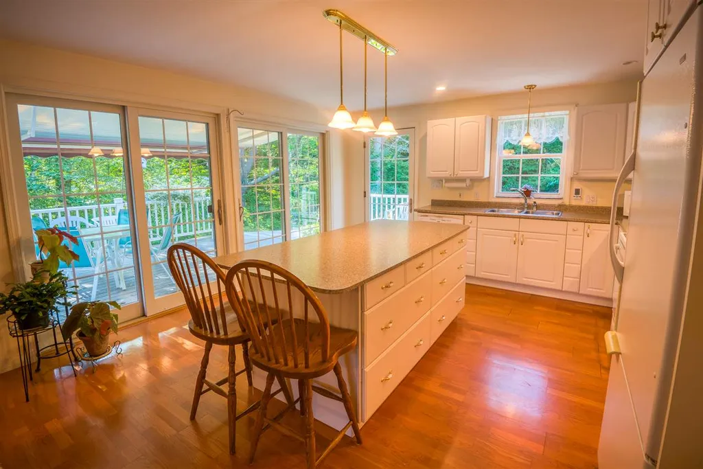 181 Highland Street Plymouth NH 03264