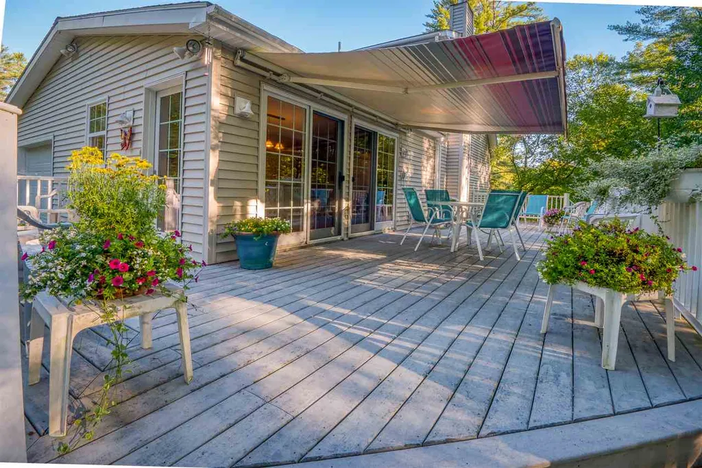 181 Highland Street Plymouth NH 03264