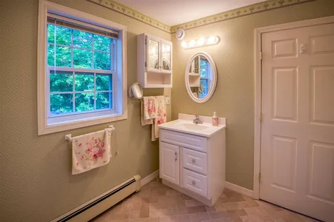181 Highland Street Plymouth NH 03264