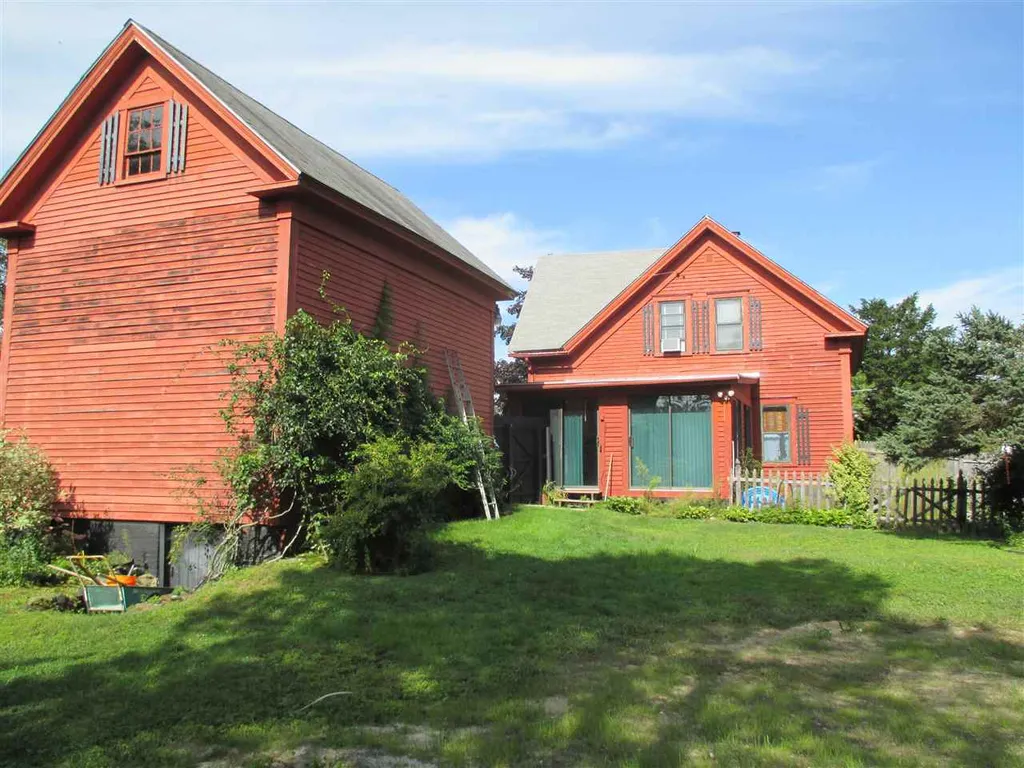 23 Green Street Rochester NH 03868