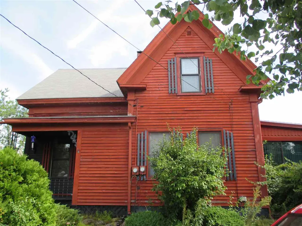 23 Green Street Rochester NH 03868