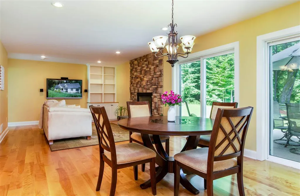 2022 Governor Chittenden Road Williston VT 05495