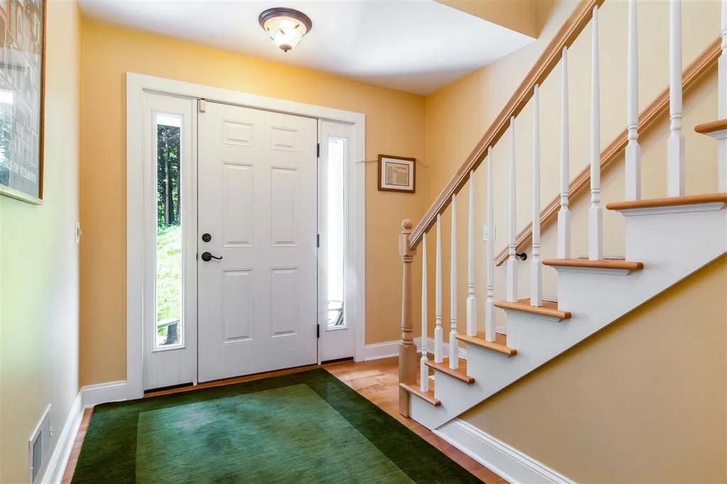 2022 Governor Chittenden Road Williston VT 05495