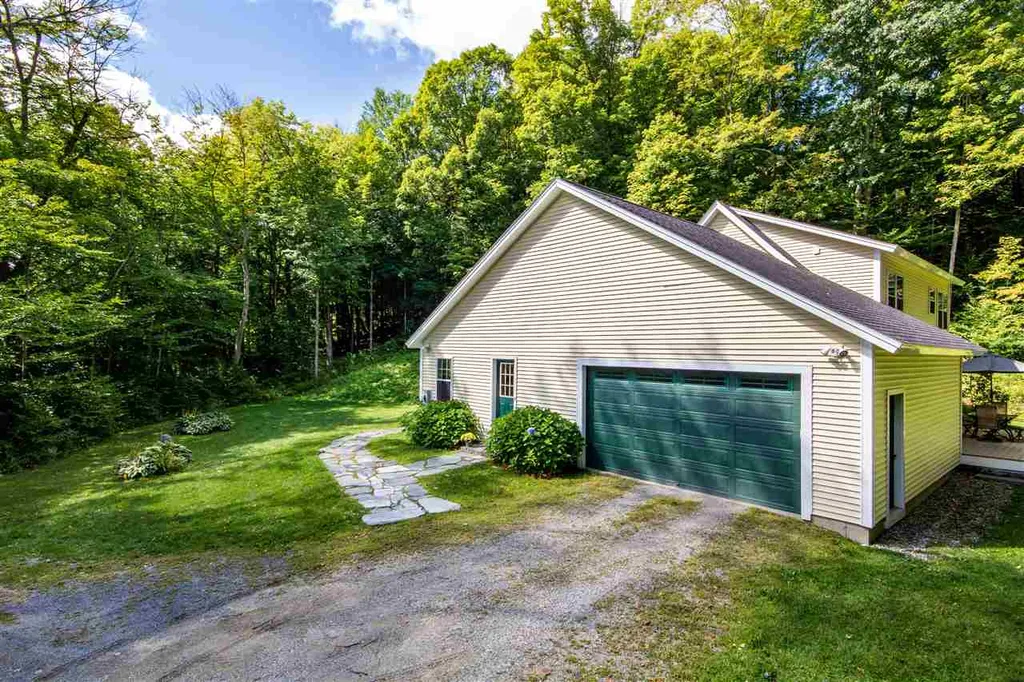 2022 Governor Chittenden Road Williston VT 05495